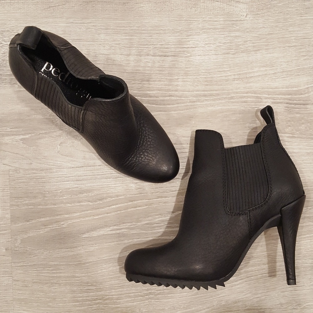 NWOT Pedro Garcia Black Leather Ankle Boots